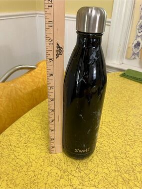 25 oz S'well Black Marble Stainless Steel Water Bottle